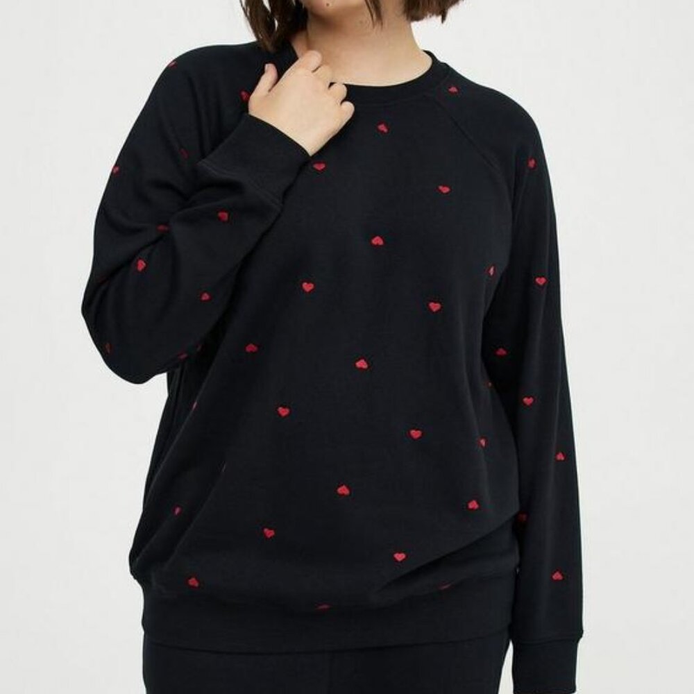 Torrid size 2 2x Cozy Fleece Raglan Sweatshirt Black and Red Dainty Ditsy Hearts